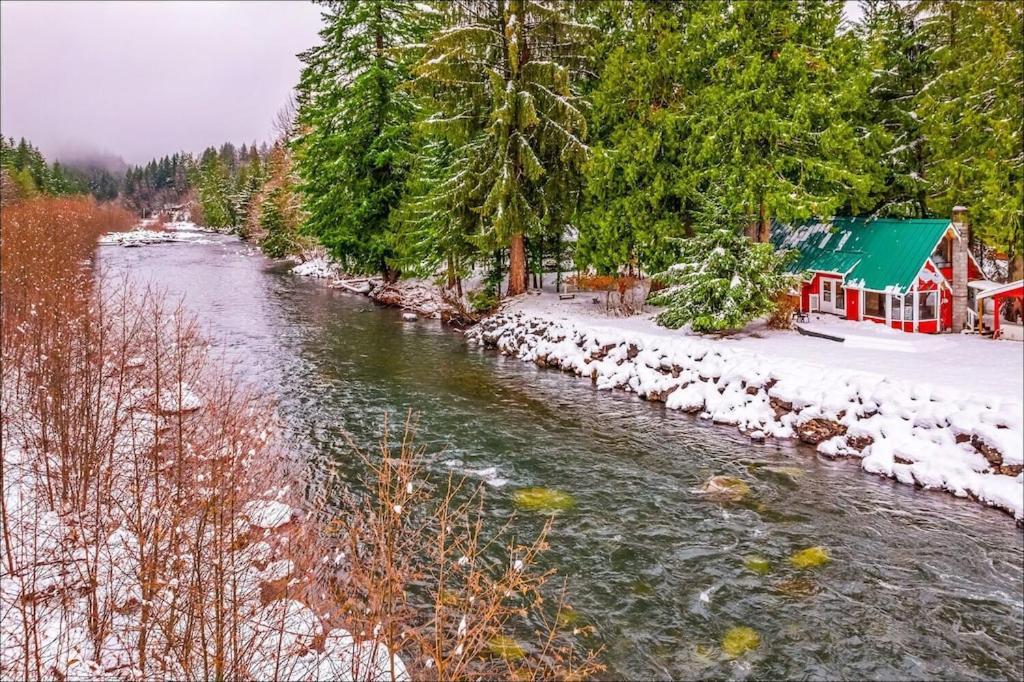 New: Steps From White River Near Mount Rainier National Park Greenwater Екстер'єр фото