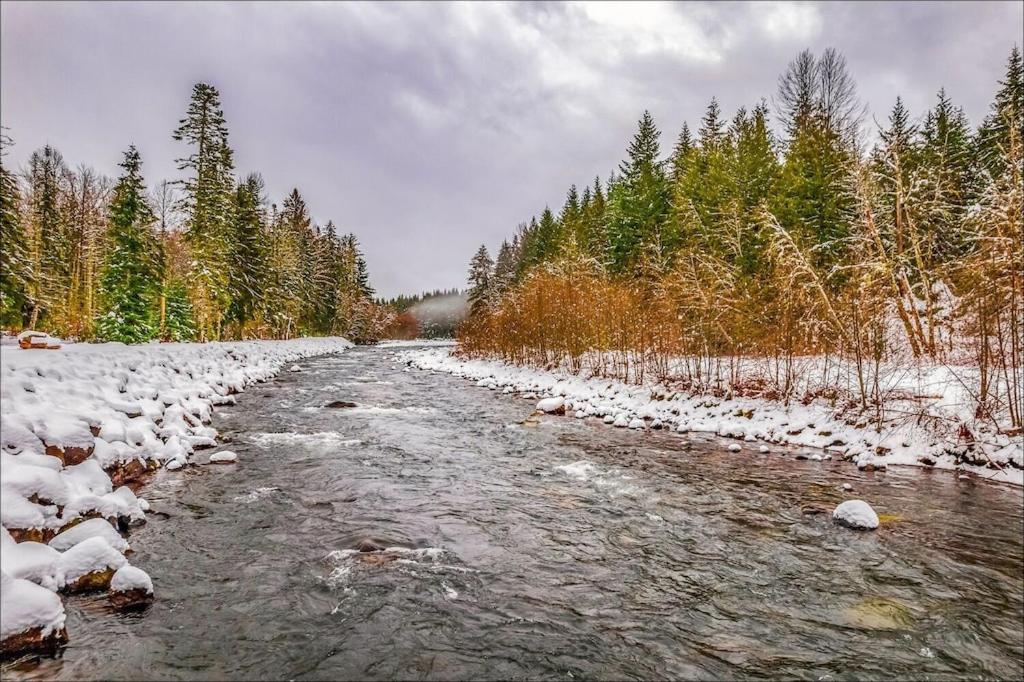 New: Steps From White River Near Mount Rainier National Park Greenwater Екстер'єр фото